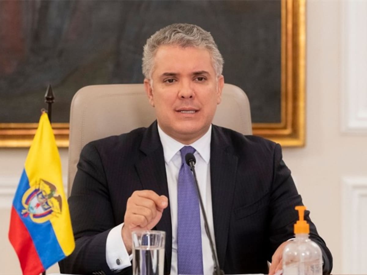 “Aquí no hay ningún sesgo ni discriminación”: Duque sobre médicos cubanos