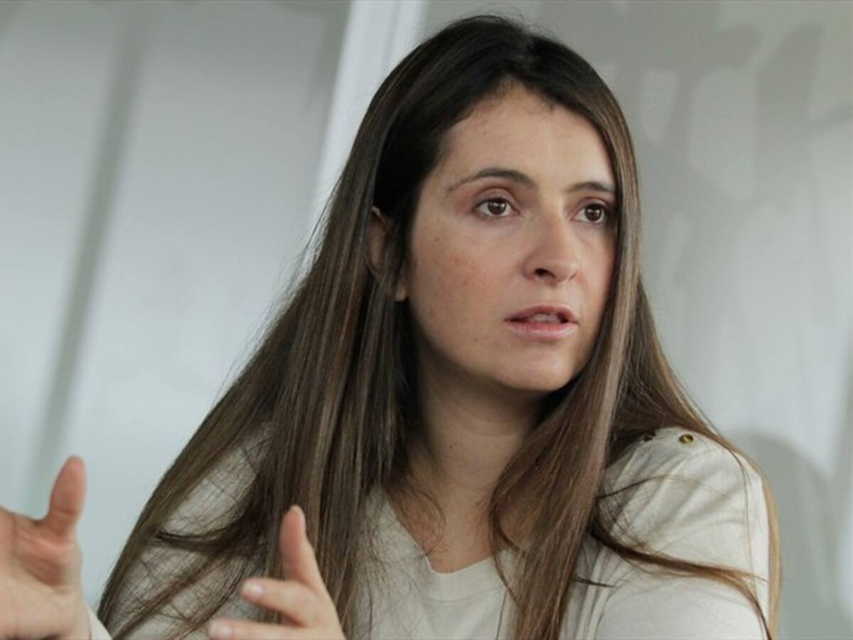 Cúpula militar le pide a Paloma Valencia aprobar la JEP