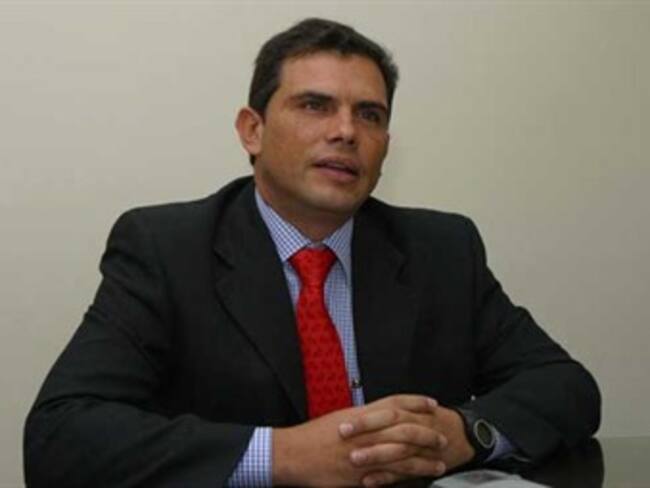 Abren investigación preliminar contra Álvaro Araujo por delitos de lesa humanidad