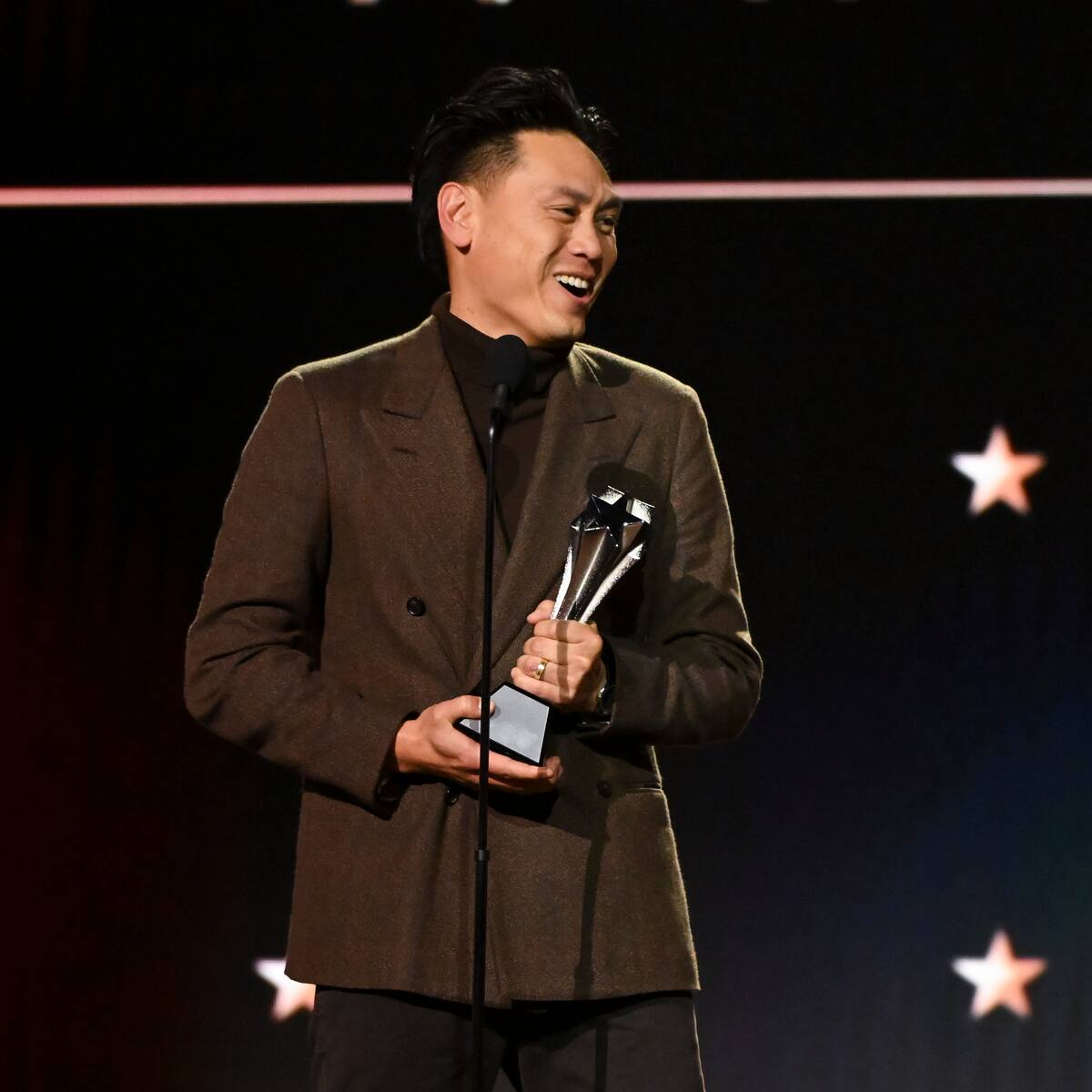 ‘Anora’, Mejor Película, y Jon M. Chu, Mejor Director: la lista de ganadores de los Critics' Choice