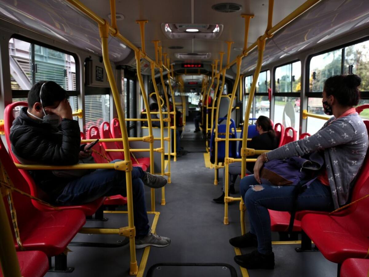 Delincuentes con cuchillos robaron a pasajeros en TransMilenio