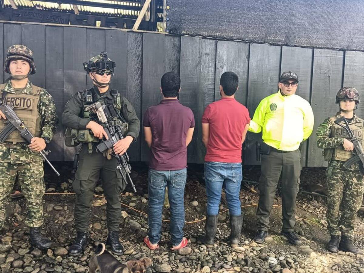 Capturan en Cauca a dos presuntos colaboradores de disidencias Farc implicados en minería ilegal