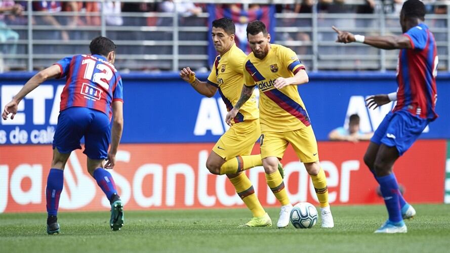 El Barcelona se colocó líder provisional de la Liga española este sábado al derrotar 3-0 al Eibar (14º) en un partido de la novena jornada . Foto: Getty Images
