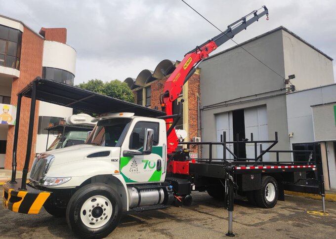 Grúa de CENS hurtada en Norte de Santander. Foto: @JMGonzalezCa
