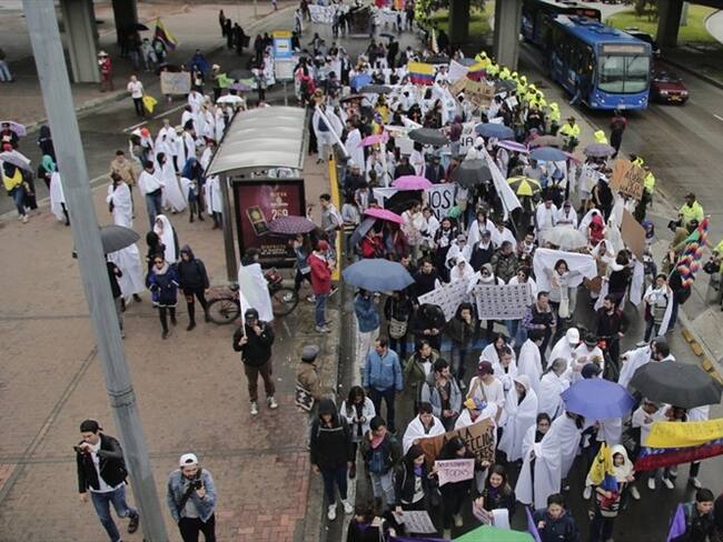 Fabio Arias, directivo de la Central Unitaria de Trabajadores se negó a la propuesta del gremio y agregó que ¿Qué pasaría si no tenemos una póliza para marchar?. Foto: Colprensa