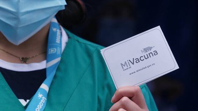 Vacunación contra el COVID-19 en Colombia. Foto: Colprensa