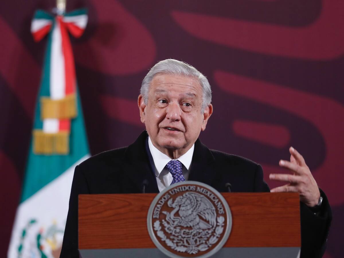 AMLO propone reformar la Constitución para prohibir el consumo de drogas químicas