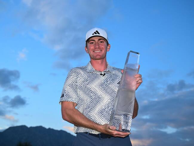 Nick Dunlap se coronó campeón del American Express del PGA Tour, pero no recibirá el cheque al ser aficionado. Foto: Getty Images.
