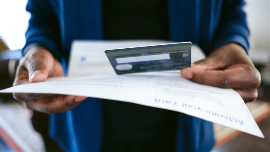 Desde que una persona solicita un crédito o un préstamo, comienza su vida crediticia. Foto: Getty Images