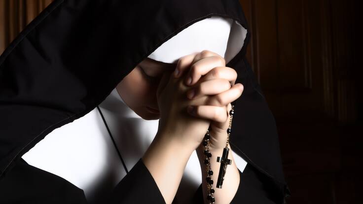 “Dios me ama así tal y como soy”: transexual que aspira ser monja