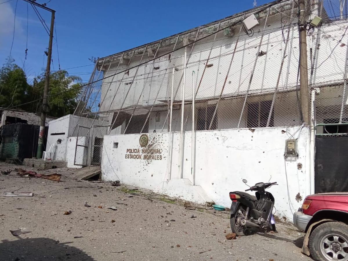 Dos policías murieron en ataque armado contra estación de Morales, Cauca