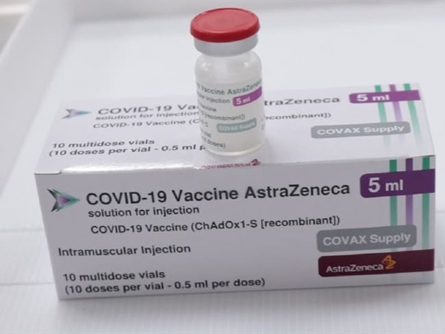 Vacuna AztraZeneca. Foto: Enviada desde prensa de la Territorial de Salud de Caldas.