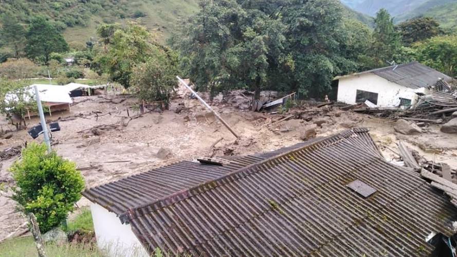 Gestión del Riesgo de Boyacá envía maquinaría a la zona para apoyar las labores de emergencia.