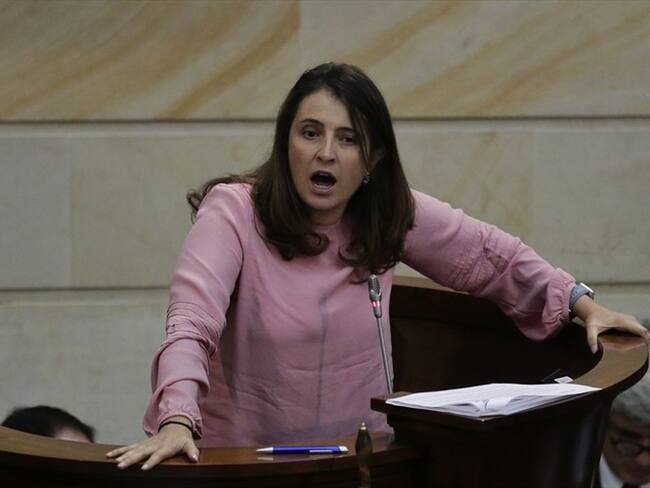 Hija de Paloma Valencia la hizo "quedar como un zapato" en entrevista sobre castigo físico. Foto: Colprensa