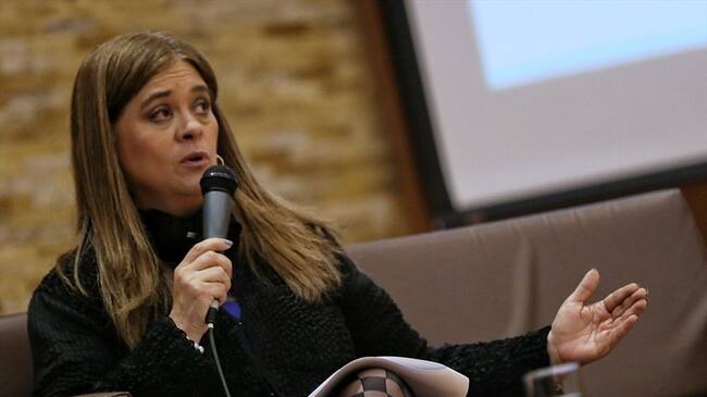 El procurador general de la Nación, Fernando Carrillo Flórez, designó como nueva viceprocuradora general de la Nación a Adriana Herrera Beltrán. Foto: Colprensa