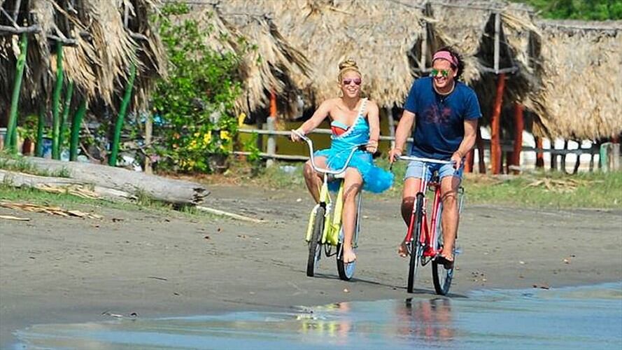 La acción judicial contra Shakira y Carlos Vives buscaba que se declararan vulnerados los derechos de propiedad intelectual del compositor cubano Liván Castellano. Foto: Getty Images