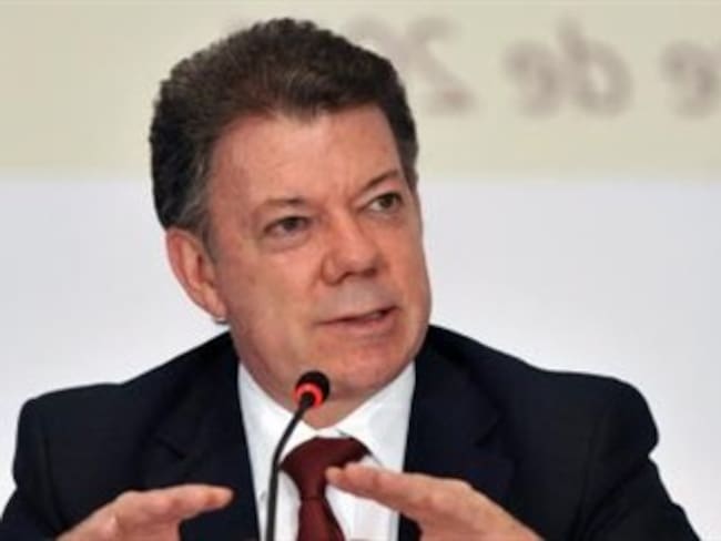 Presidente Santos reveló que Uribe también intentó diálogos de paz con las Farc