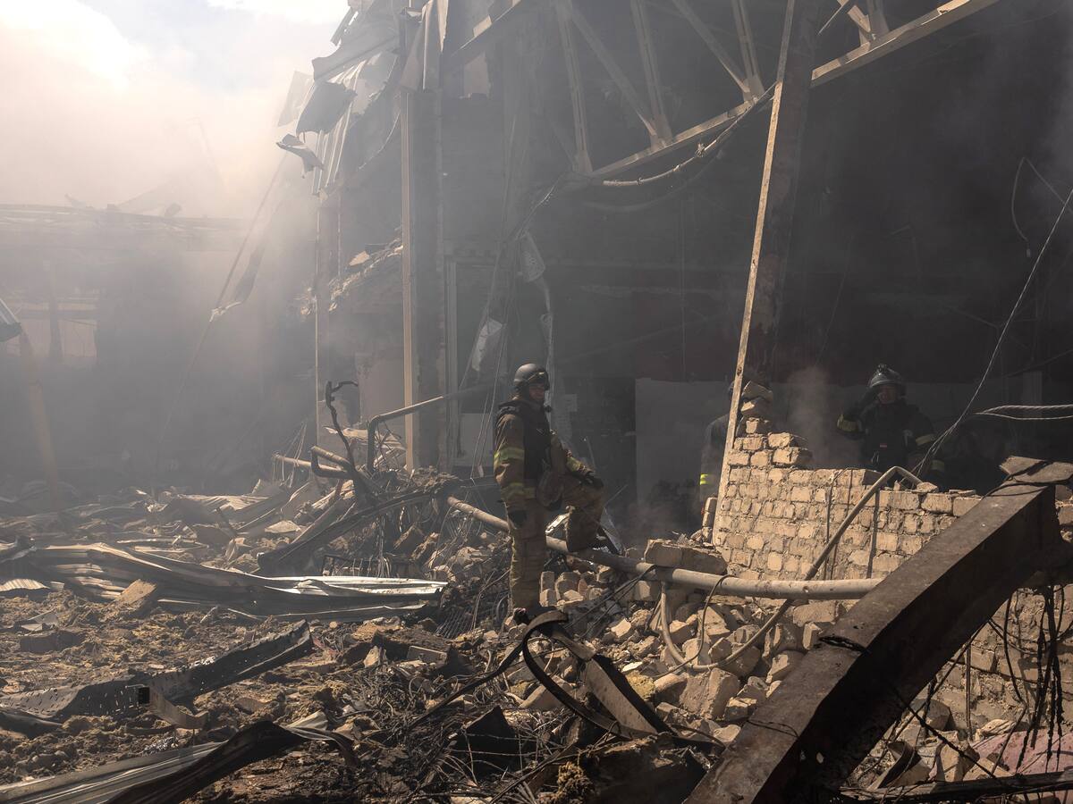 Ataque ruso contra un supermercado en Donetsk deja al menos 14 muertos