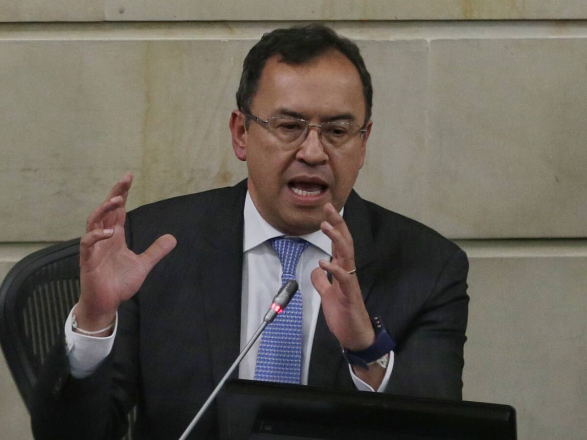 “Eso terminó hace rato”: MinInterior sobre ‘luna de miel’ entre Gobierno y Congreso