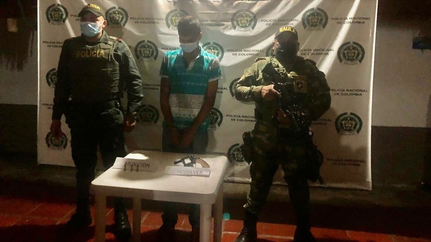 Capturado presunto extorsionista del Clan del Golfo en Pueblo Nuevo, Córdoba. Foto: Ejército.