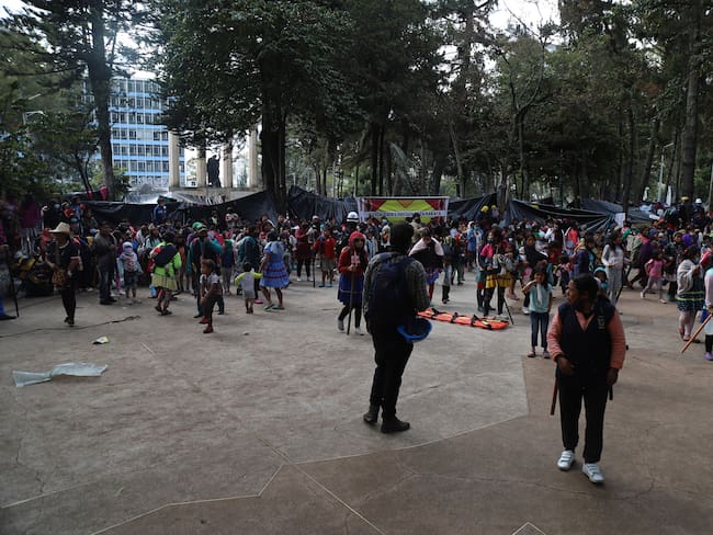 Protestas por posible albergue para indígenas en el barrio las Cruces en Bogotá