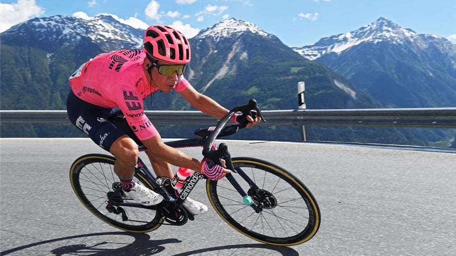 Rigoberto Urán, ciclista colombiano en el Tour de Francia 2021. Foto: Tim de Waele/Getty Images