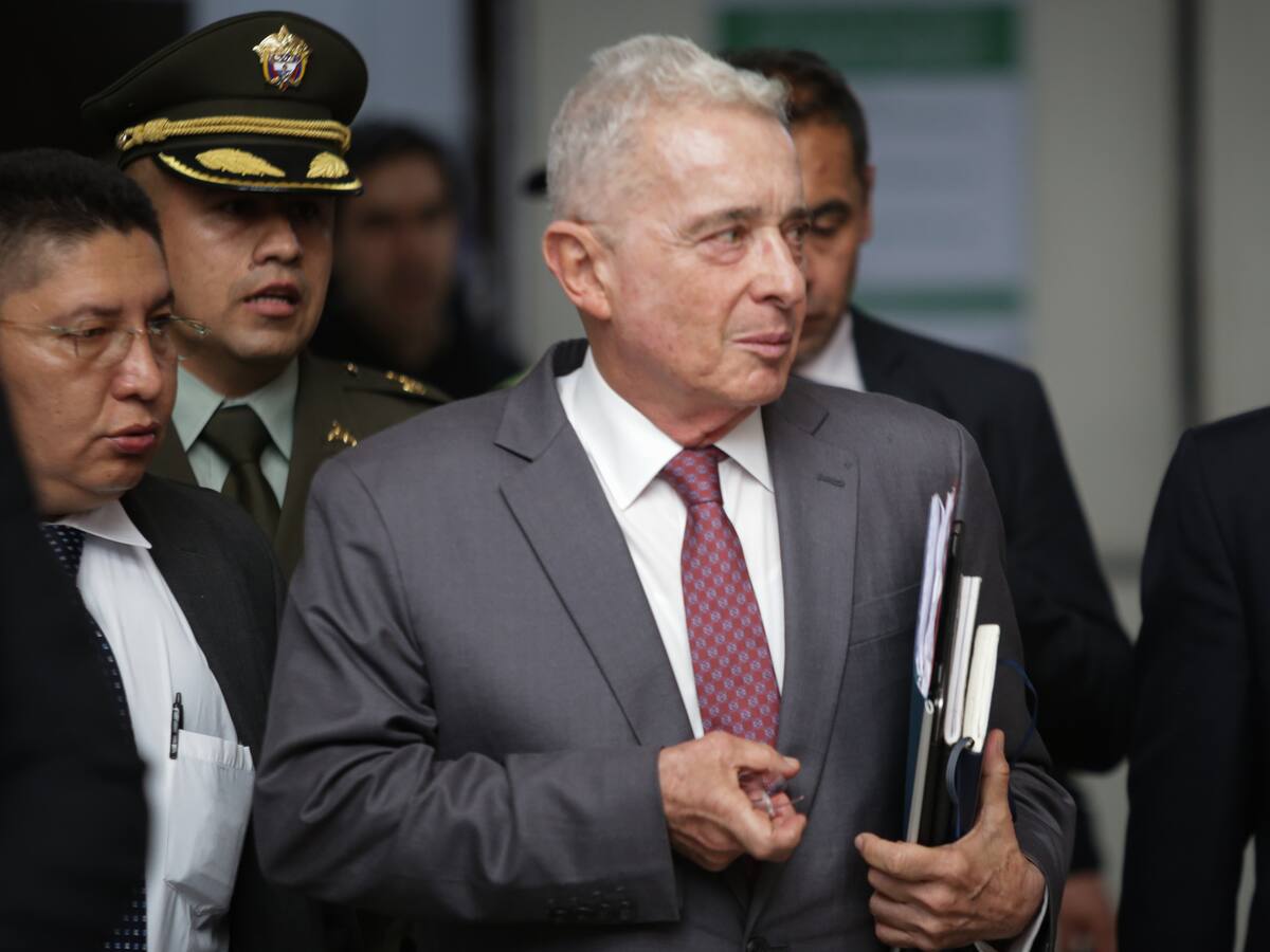 Jueza del caso Uribe estaría anunciando a finales de julio si condena o absuelve al expresidente