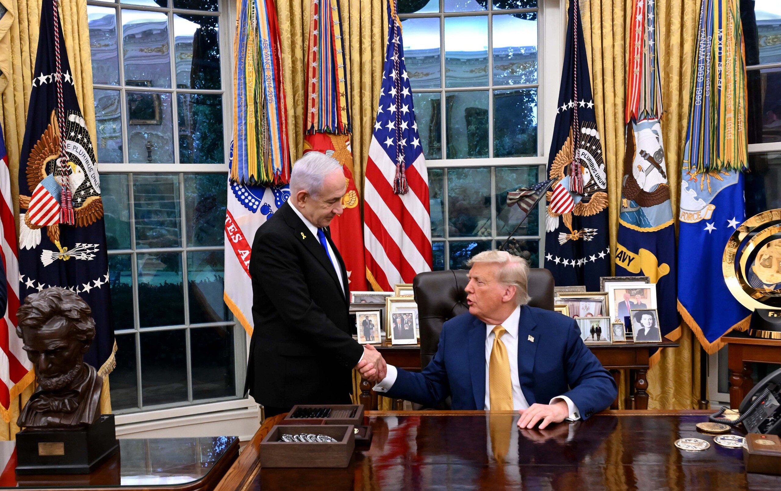 Trump y Netanyahu concluyen su segundo día de reuniones en la Casa Blanca. EFE/ Avi Ohayon /GPO 