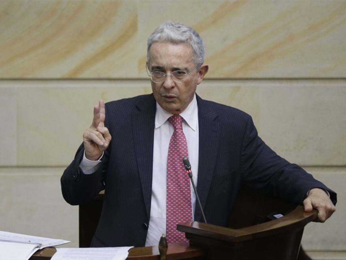 Las "sugerencias" de Álvaro Uribe al Gobierno Nacional para iniciar el 2021