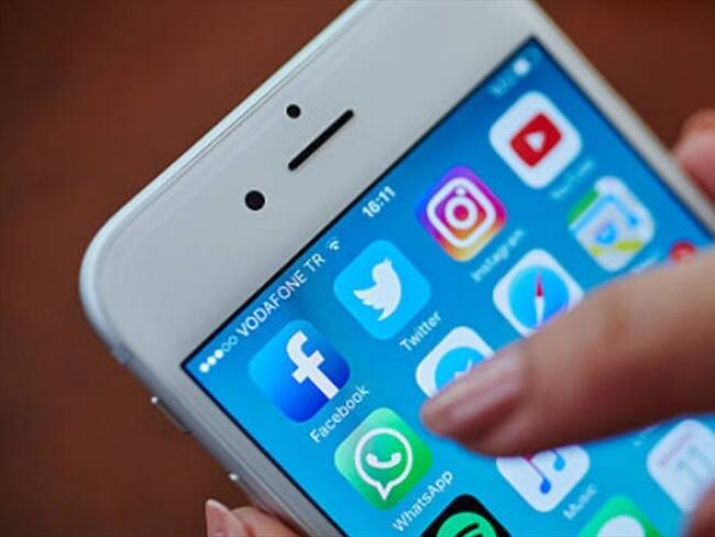 Hombre relata que por revelación de fotos intimas fue despedido de su empleo