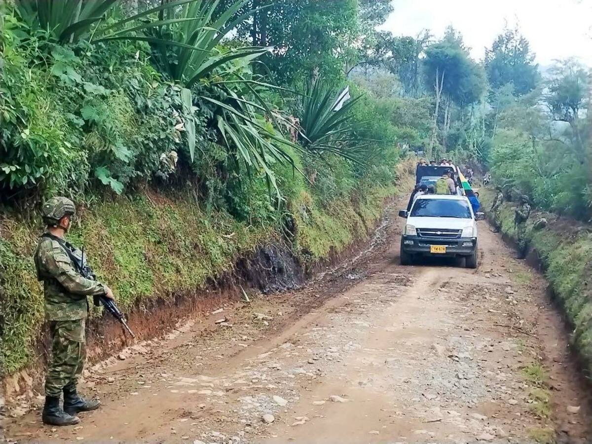 Regresaron a sus hogares las 150 personas desplazadas por combates en Silvia, Cauca