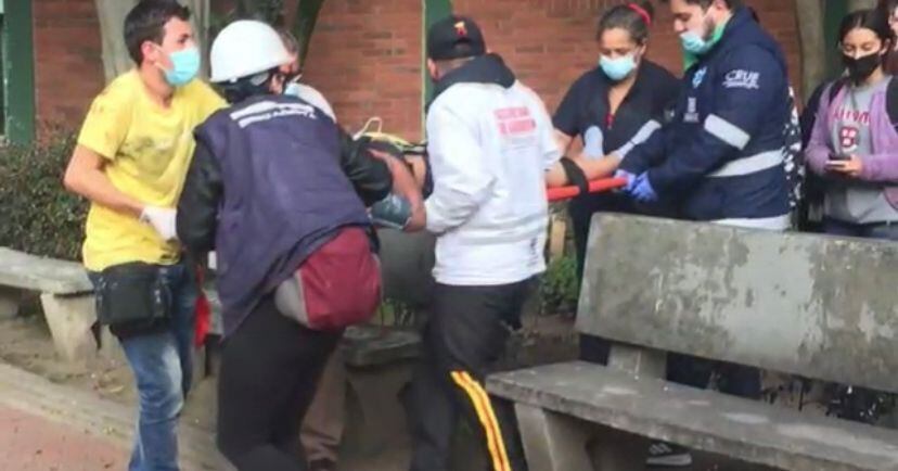 El General Eliecer Camacho, Comandante de la policía Metropolitana señaló que uno de los artefactos que lanzaron los jóvenes, posiblemente fue lo que afectó físicamente a uno de los dos manifestantes. / FOTO: Cortesía