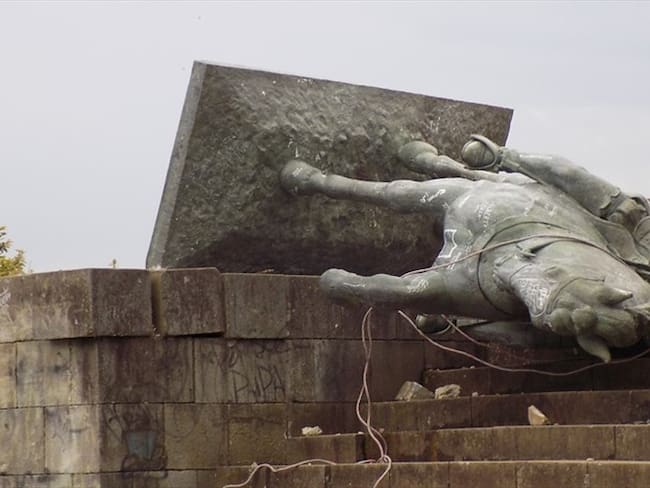 No podemos borrar la historia, hay que resignificar las estatuas: José María Faraldo
