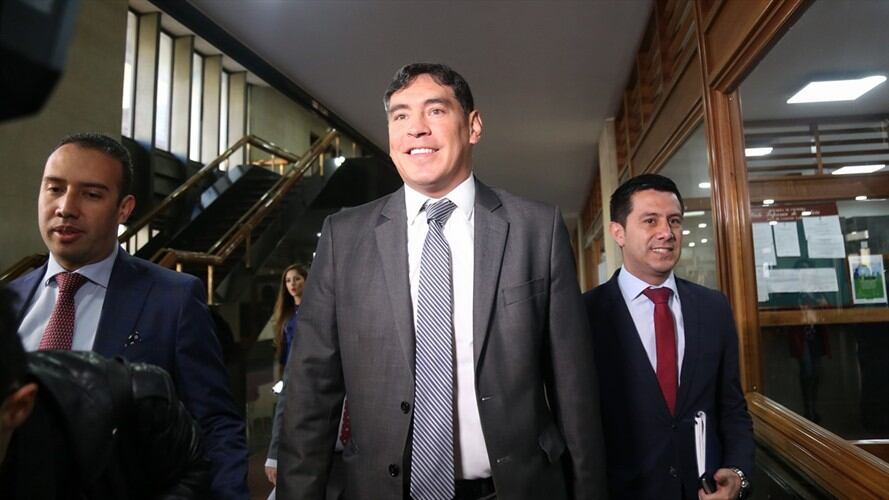 Álvaro Hernán Prada llega a la Comisión de Acusación de la Cámara . Foto: Colprensa