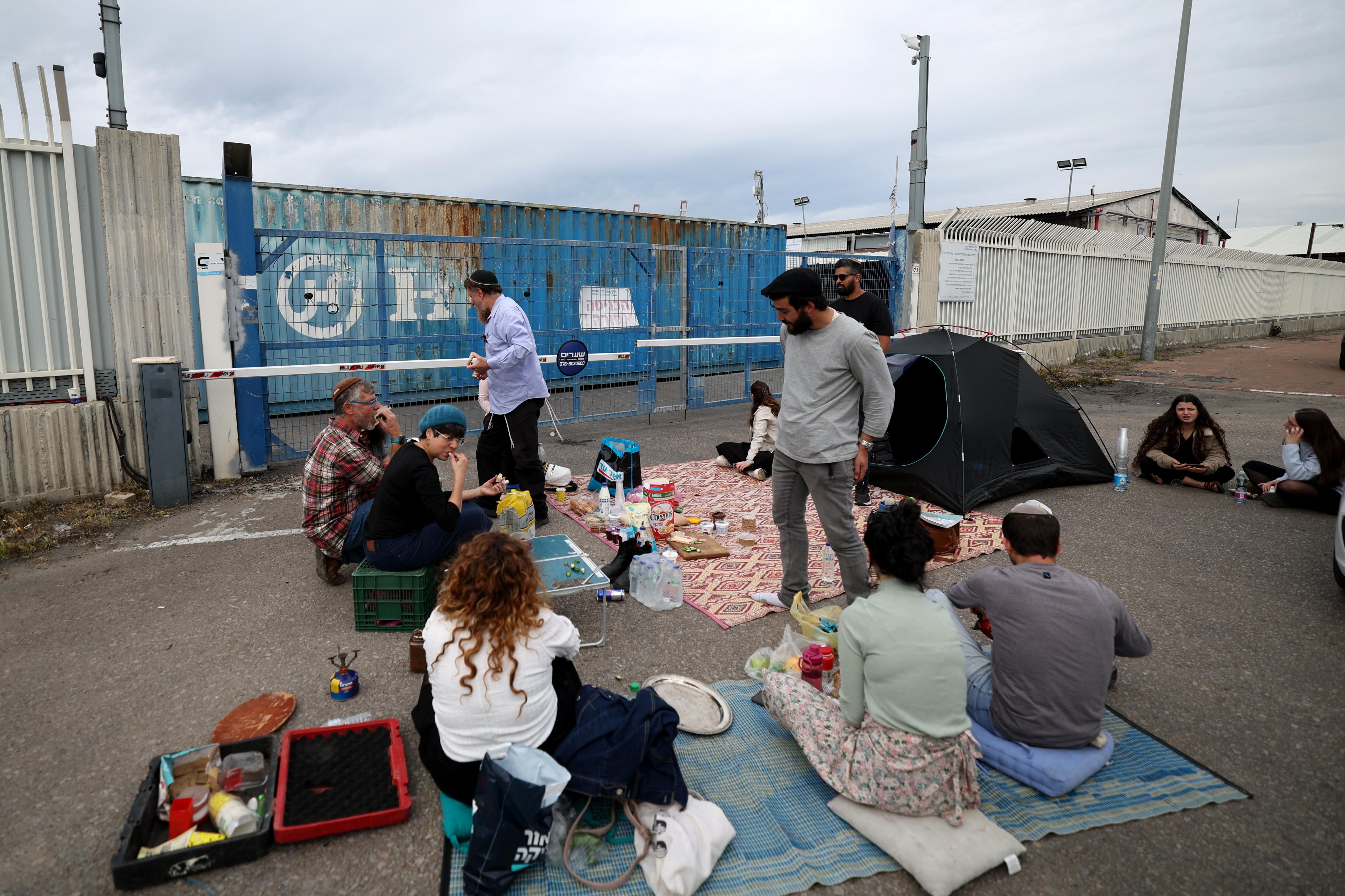 Puerto de Ashdod. Foto: EFE/ATEF SAFADI