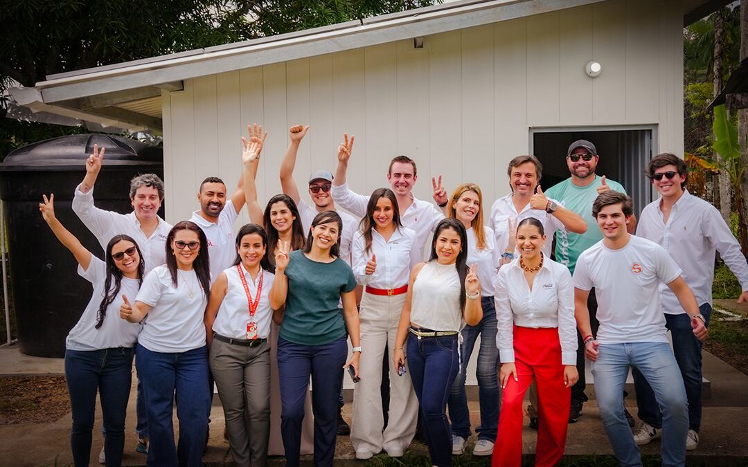 Donde el agua era un lujo, hoy fluye esperanza: Leticia celebra la llegada del agua potable gracias a la Fundación Coca-Cola y sus aliados