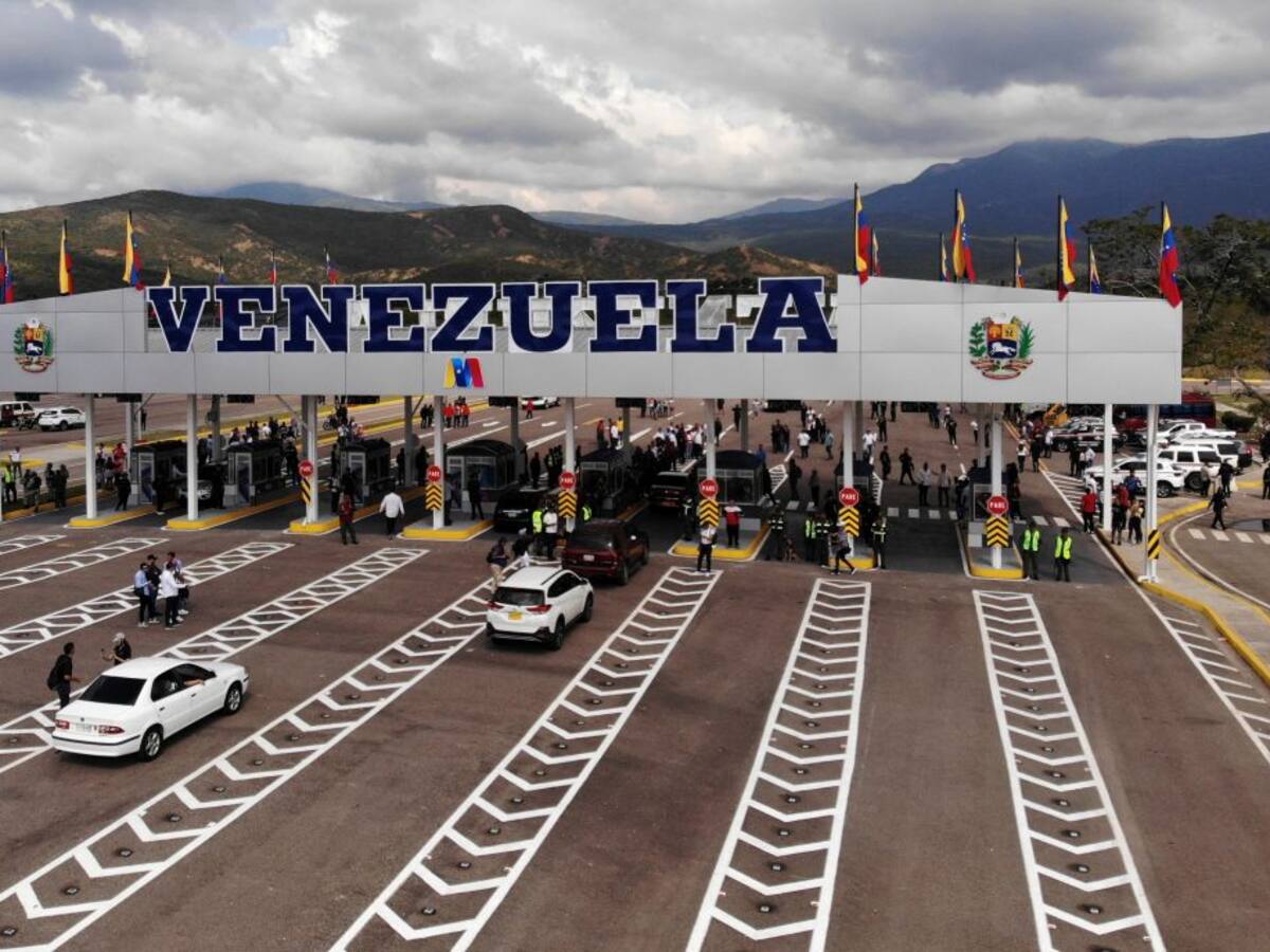 Se cumple un año tras la reapertura comercial de la frontera entre Colombia y Venezuela