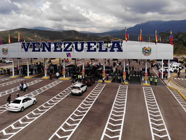Frontera entre Colombia y Venezuela. Foto: Getty Images.