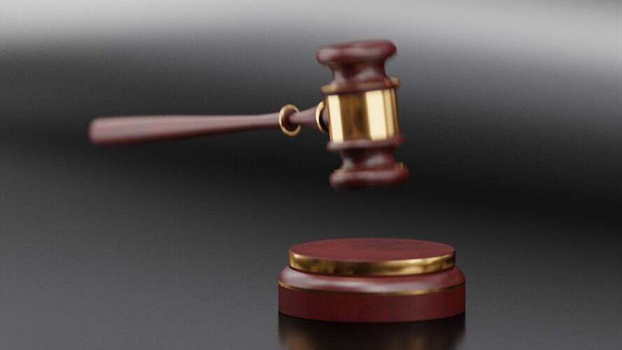 Condenan a agente de la Dijín que filtró información sobre Álex Saab. Foto: Pixabay