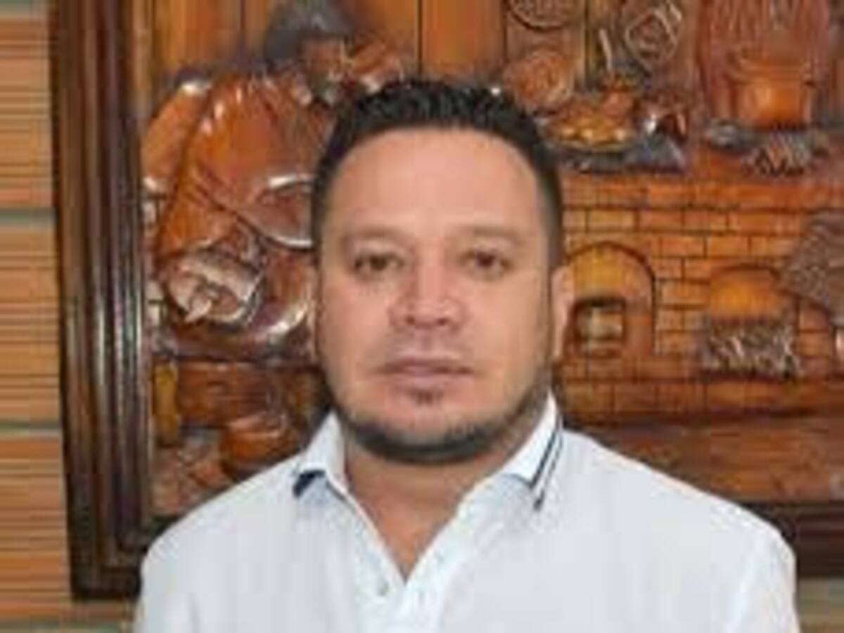 Secuestran al alcalde encargado de El Charco, Nariño, en una carretera colombiana