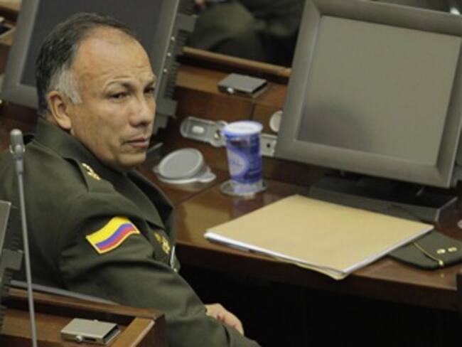 A la familia del grafitero solo le importa lo económico, dice abogado del general Patiño