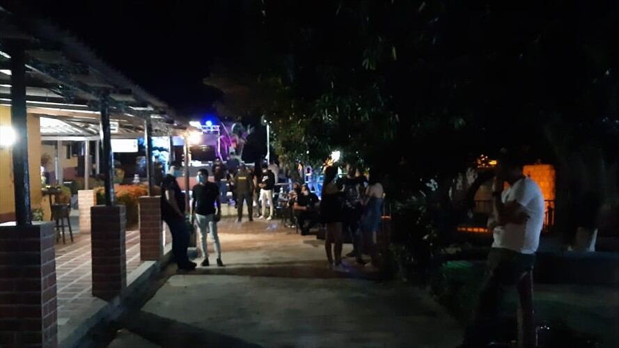 Descubren ‘parranda COVID’ en zona rural de Santa Marta. Foto: Twitter Sandra Vallejos