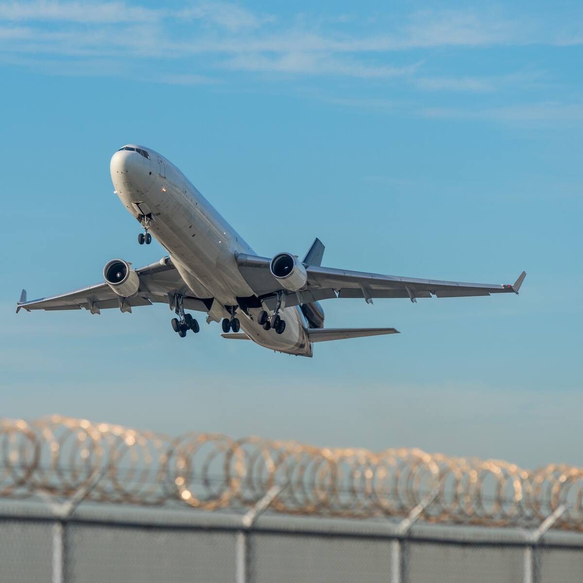 Periodista Fredy Calvache pide ayuda del Gobierno Nacional para volver a Colombia