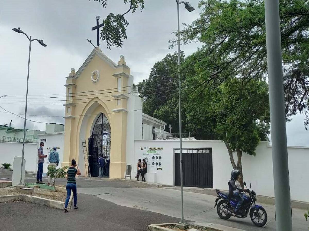 Esperan trabajo de identificación de restos en el cementerio central de Cúcuta