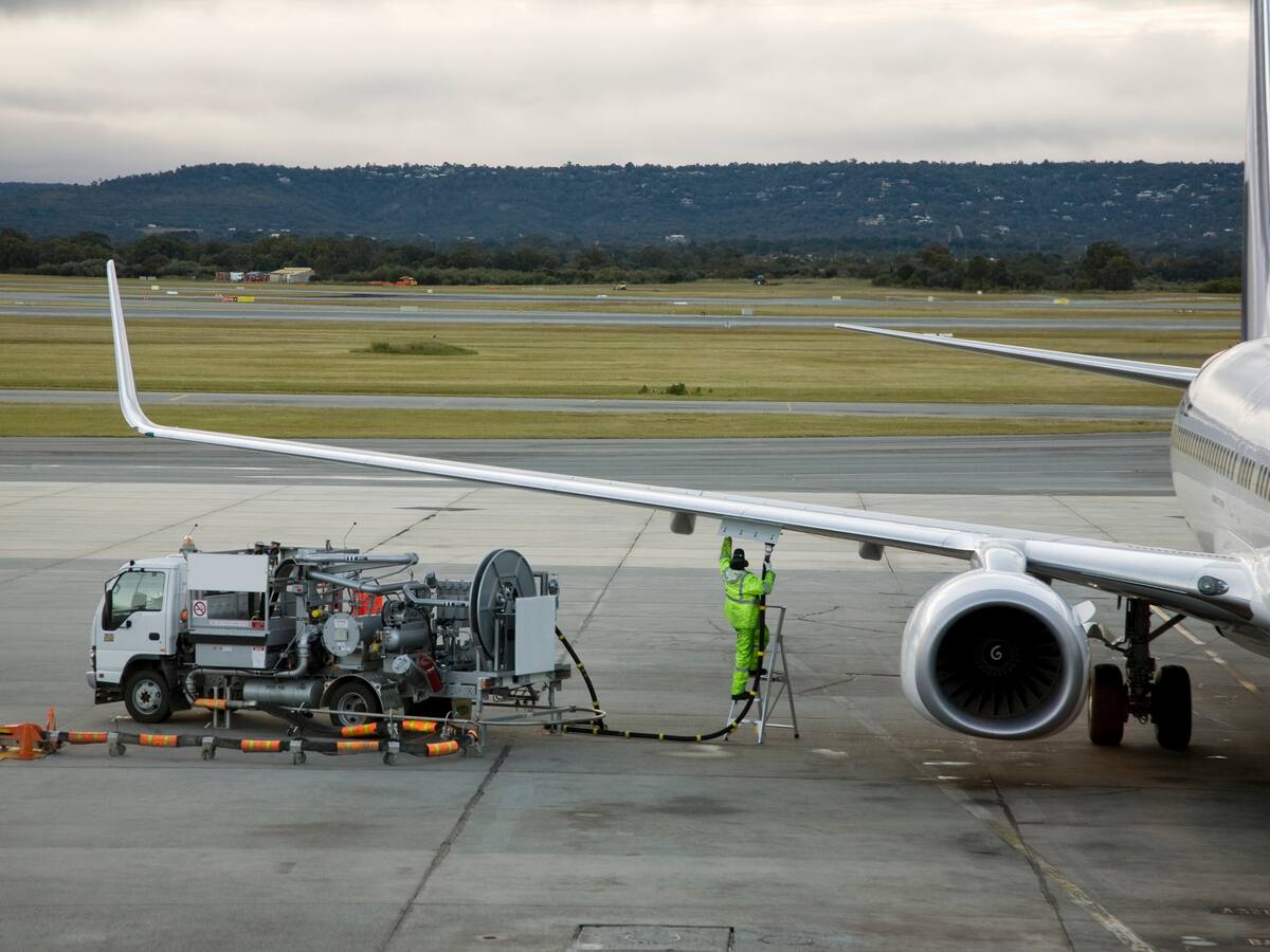 Gobierno insiste en que no hay desabastecimiento de combustible para avión