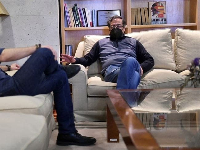 Encuentro entre Gustavo Petro y Pablo Iglesias. Foto: Twitter de Gustavo Petro