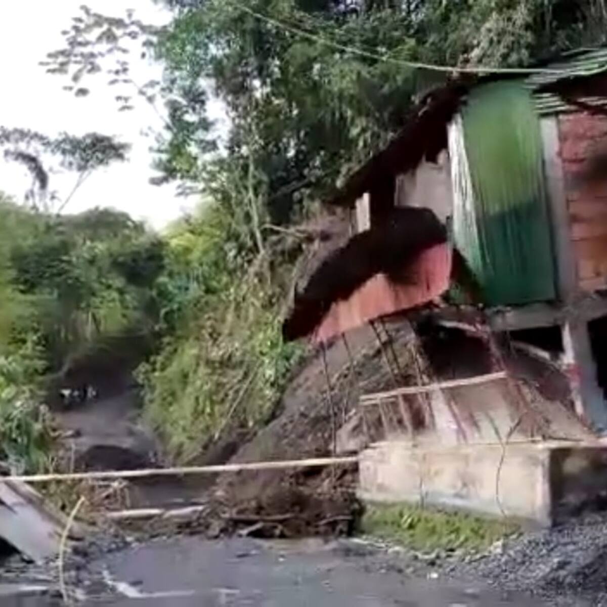 Colapsaron viviendas en Muzo por remoción en masa