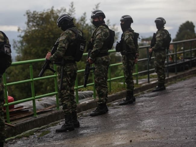 El ministro de Defensa, Diego Molano, confirmó la incorporación de 33.000 uniformados más para fortalecer la seguridad ciudadana en Colombia. Foto: Getty Images / JUANCHO TORRES
