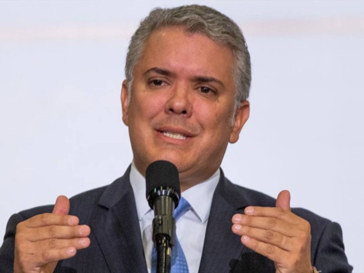 “Yo soy de extremo centro, el futuro y el presente están en el centro”: Duque