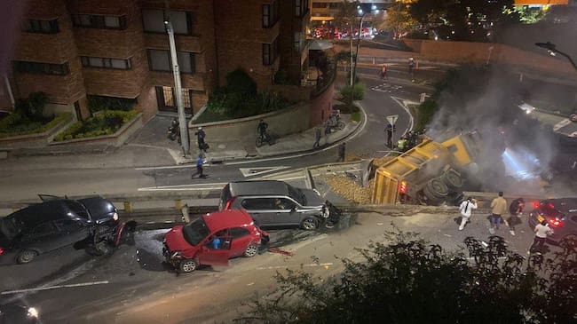 Grave accidente en Bogotá. Foto: Cortesía Bomberos de Bogotá.